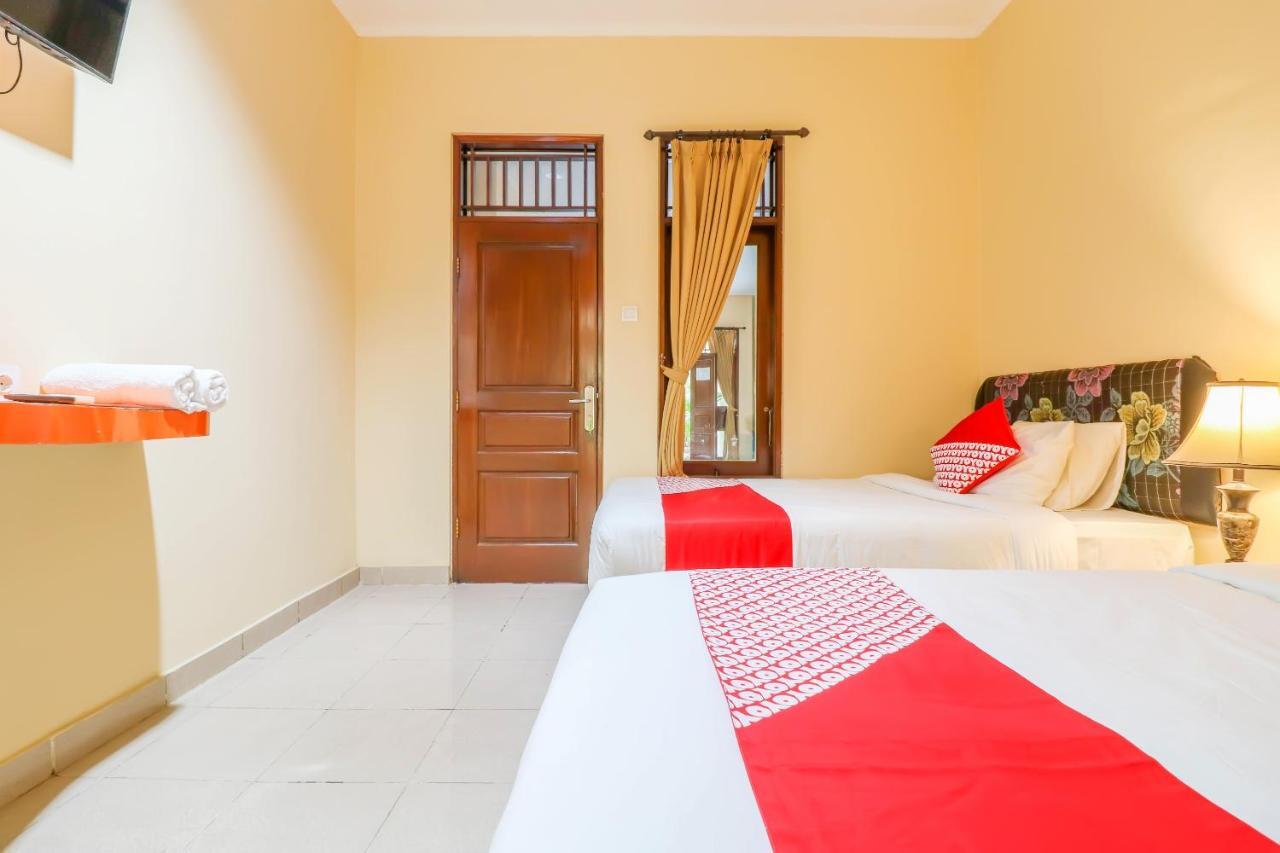 Super Oyo 2280 Wisma Guntur II Dempasar Exterior foto