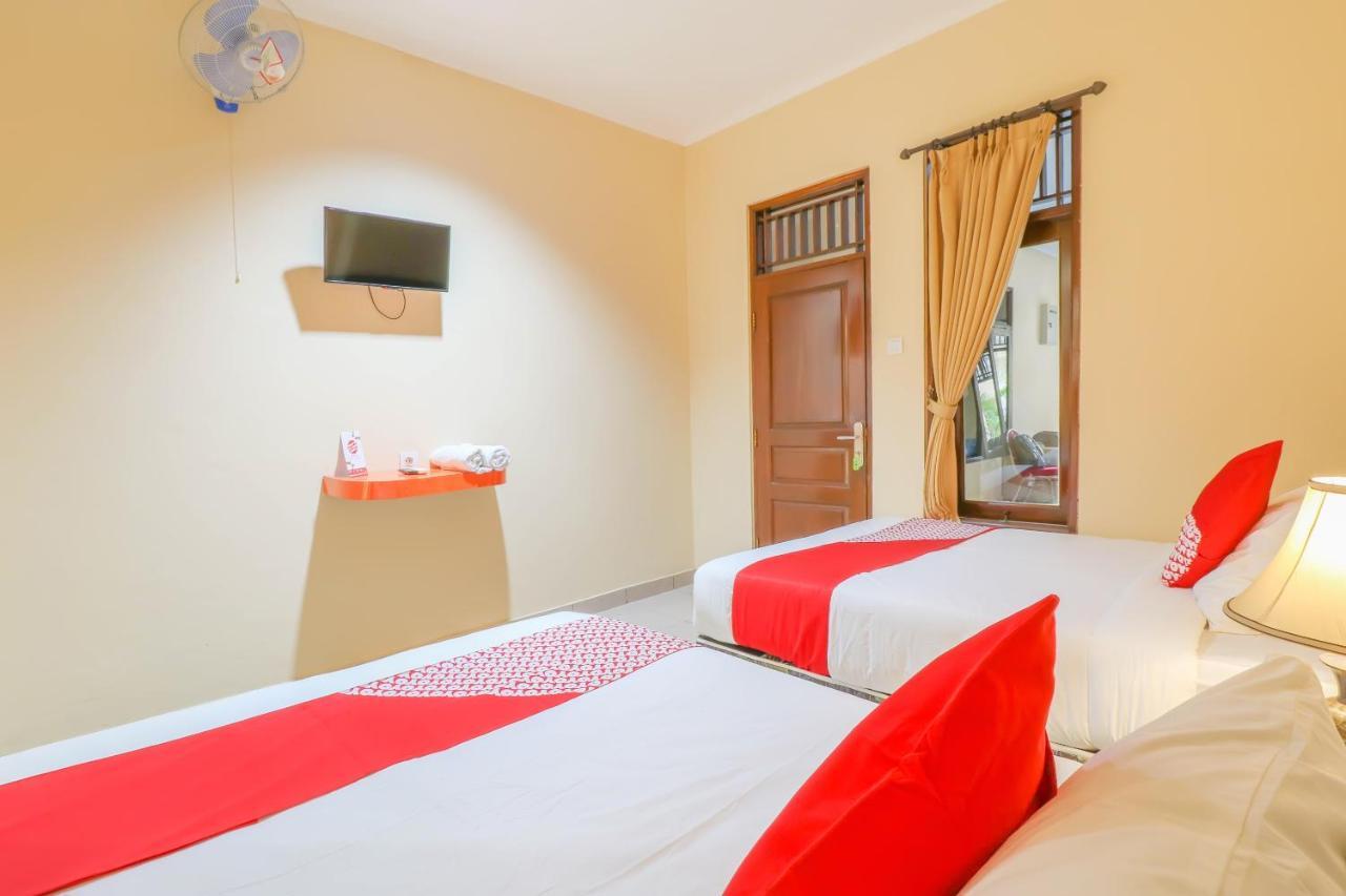 Super Oyo 2280 Wisma Guntur II Dempasar Exterior foto