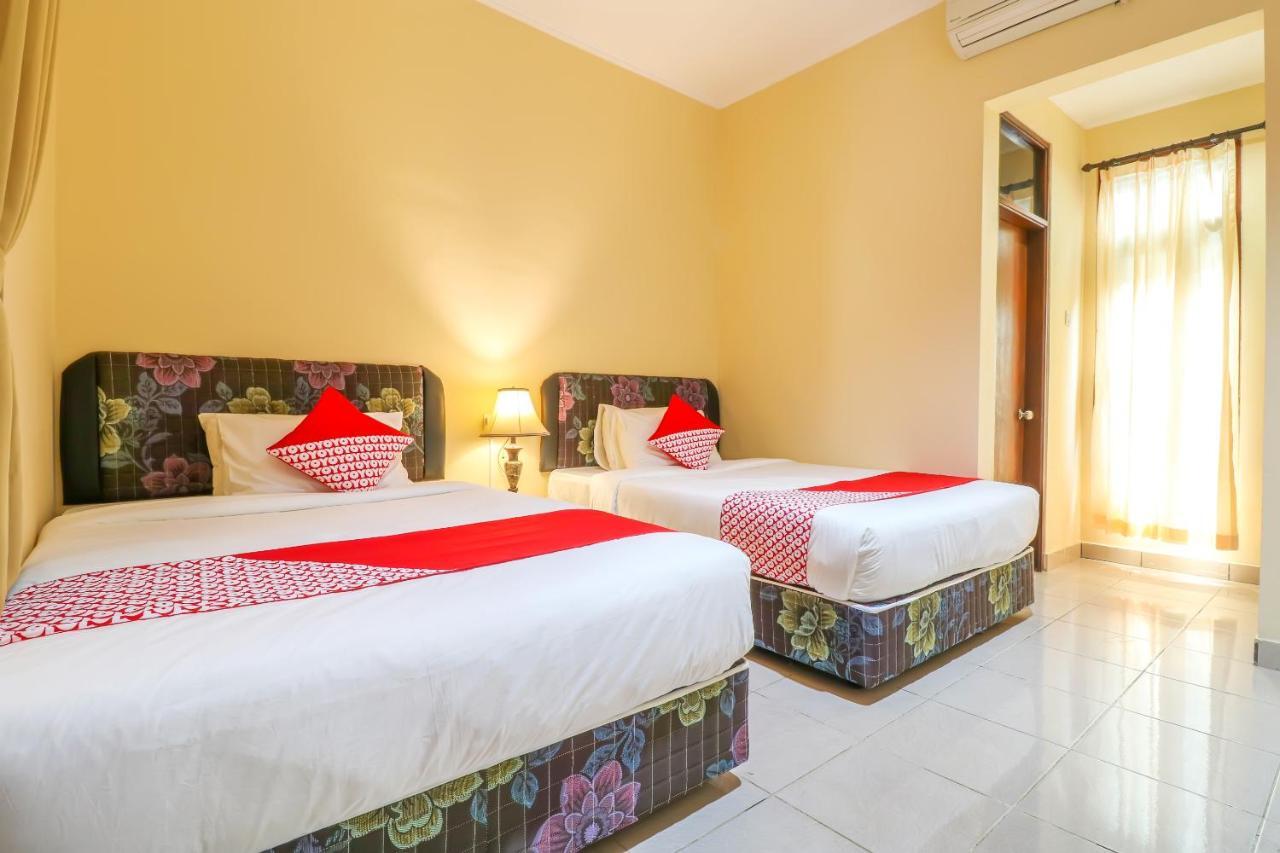 Super Oyo 2280 Wisma Guntur II Dempasar Exterior foto
